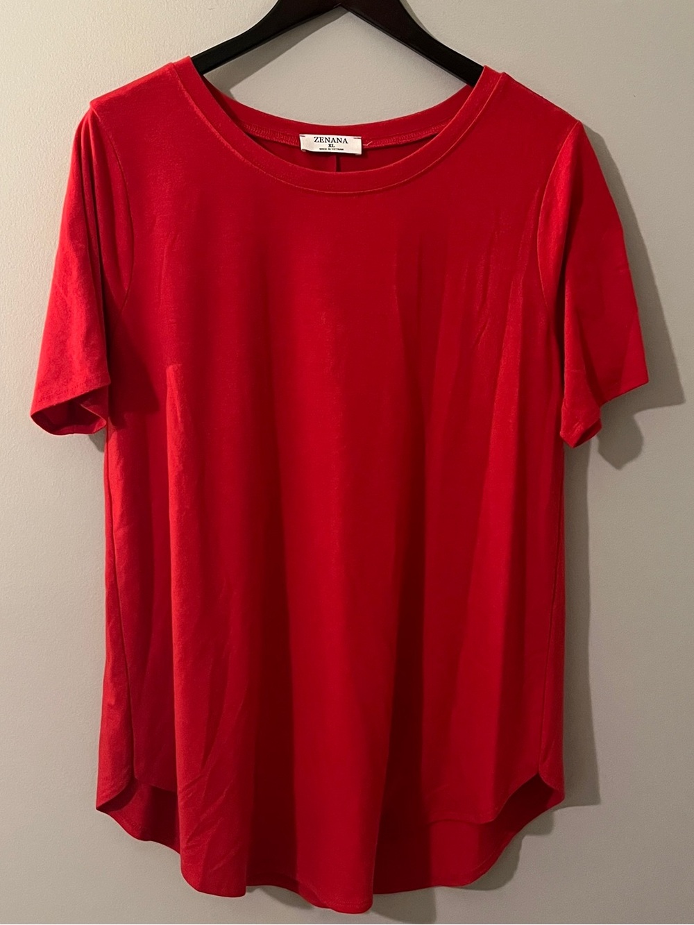Zenana Outfitters Bright Red Short Sleeve Tee